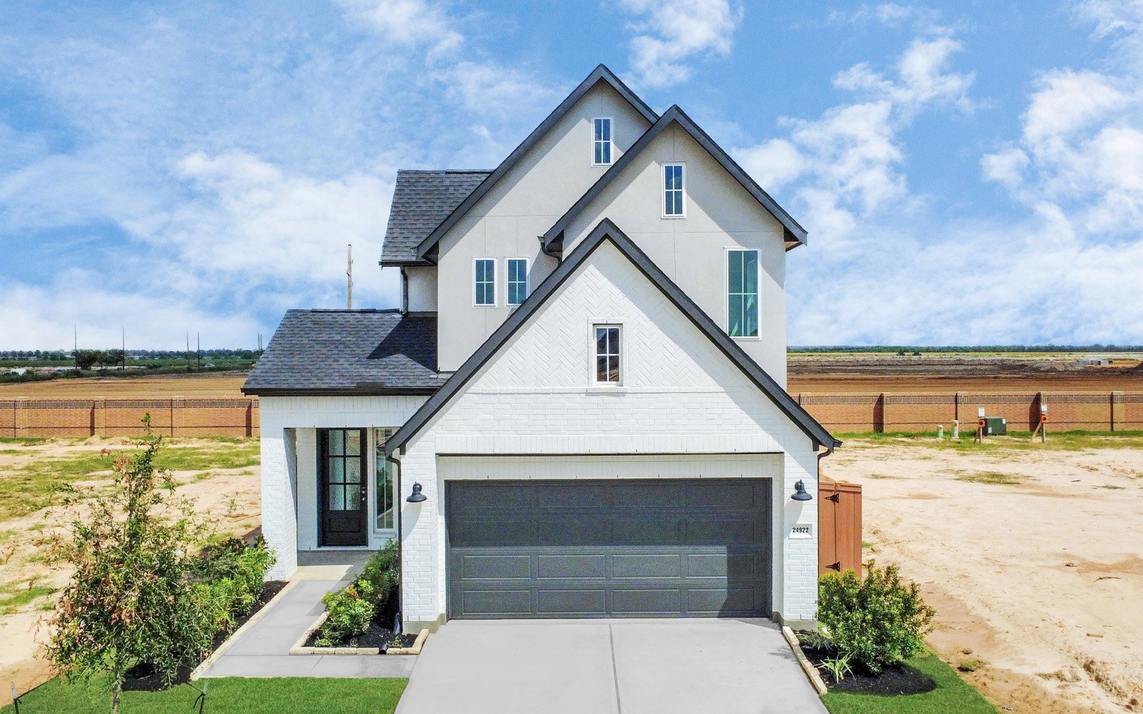 HTX-Elyson-EmersonME-24922PoppyTer-1