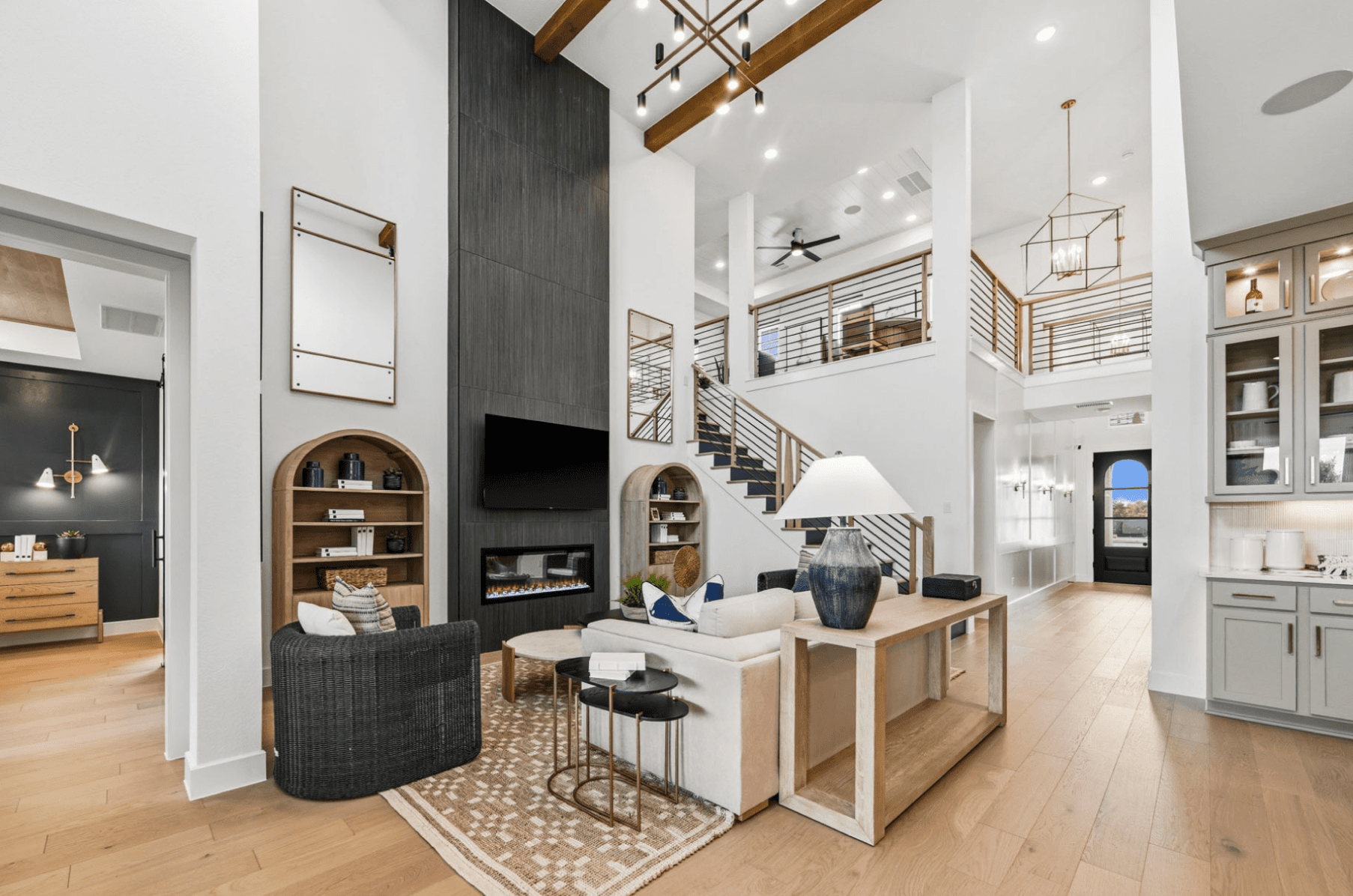 HTX- Blog Tile - Midline Model Homes